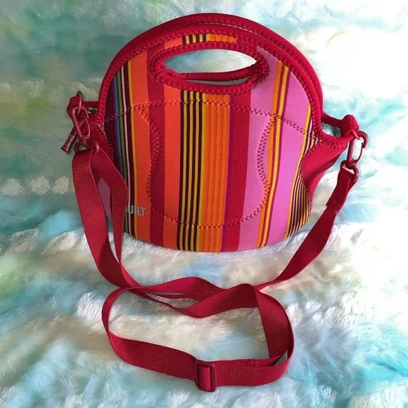 BUILT gourmet getaway lunch tote. - Picture 4 of 6